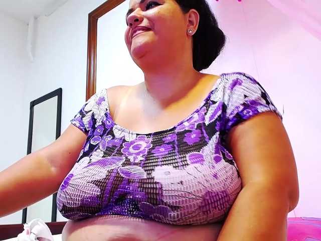 Fotografii SophieRose hi ♥ im new here♥ come and fuck my tits♥ oil body 111 tkn♥ #latina #milf #bigtits #cum