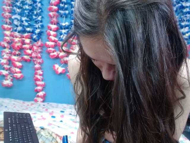 Capturi de ecran de difuzare springfoxxy