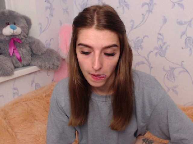 Capturi de ecran de difuzare springibabby