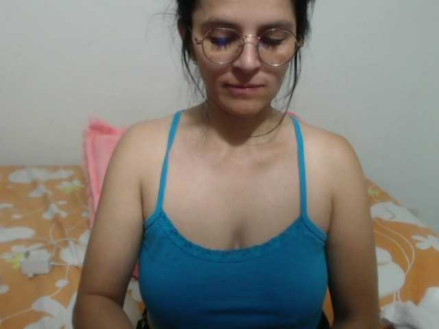 Capturi de ecran de difuzare squirthotx