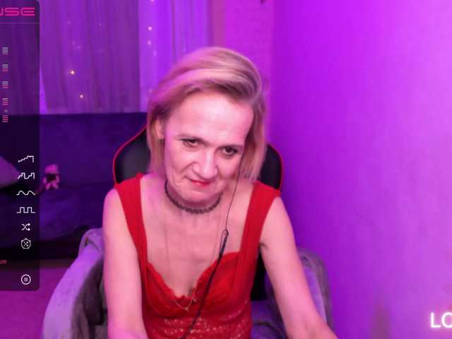 Capturi de ecran de difuzare SqurtyLally69