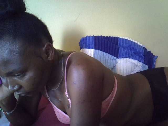 Capturi de ecran de difuzare Stacey-Queen