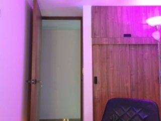 Chat video erotic _MissJulia_