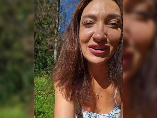 Capturi de ecran de difuzare Miss_Stella