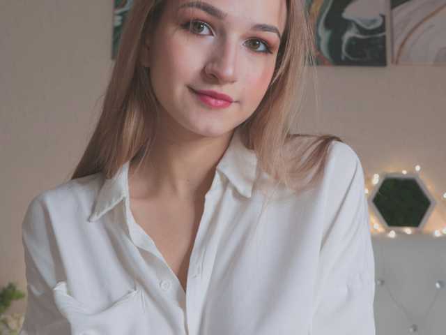 Fotografie a profilului __ANNA__