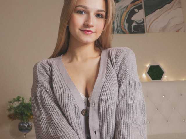 Fotografie a profilului __ANNA__