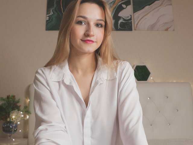 Fotografie a profilului __ANNA__