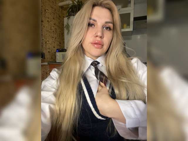Capturi de ecran de difuzare CyberWhore111