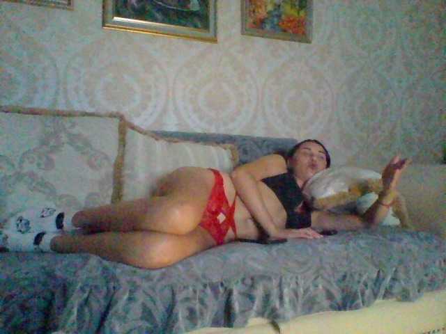 Fotografii Suflemilkypie hi boys i veery like u thanks for follow me =**** TODAY I SIT here UNTIL 18: 00. I recommend playing chatbots,I love them very much. Spank me on the ass 70 tokens, air kiss 70 tokens, put me crustacean 70 tokens, I will answer in BOS 70 tokens