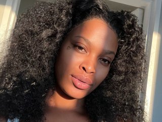 Chat video erotic Sugababiie