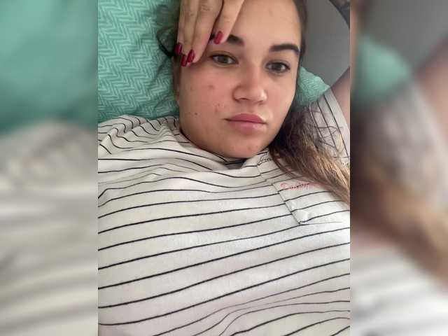 Capturi de ecran de difuzare sungirll