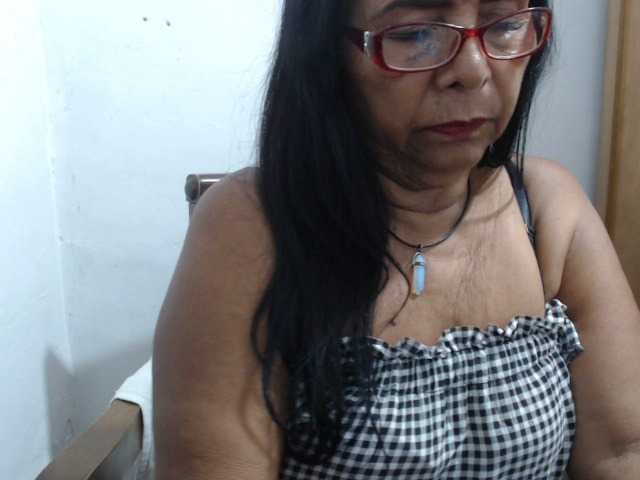 Capturi de ecran de difuzare superMILF42