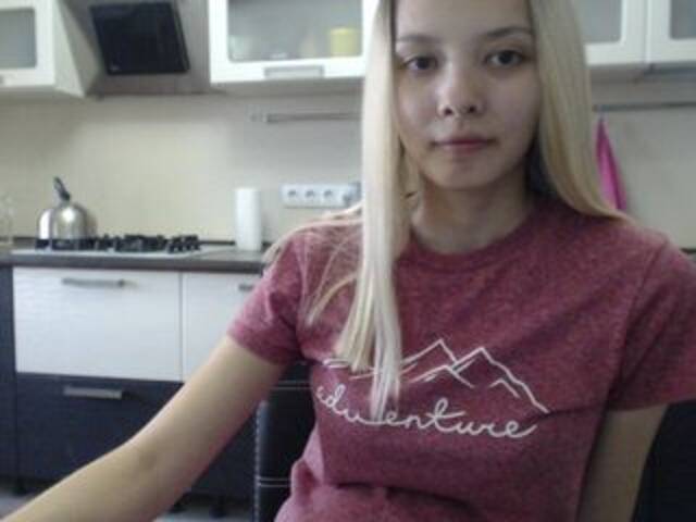 Capturi de ecran de difuzare supermom3