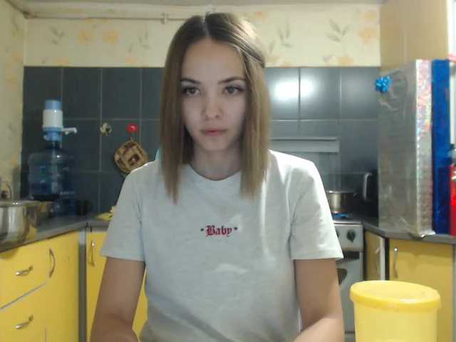 Capturi de ecran de difuzare supermom3