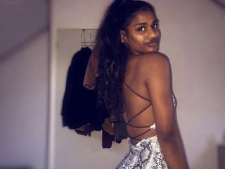 Chat video erotic surayaNdia