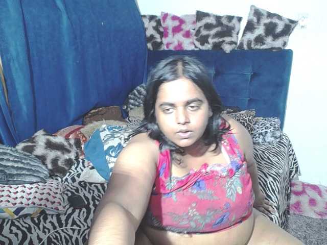 Fotografii SusanaEshwar hi guys motivate me with your tks to squirt now MMMMMM BIG FAT SHAVED PUSSY