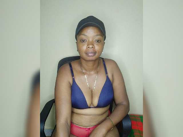 Capturi de ecran de difuzare sweet-ebony