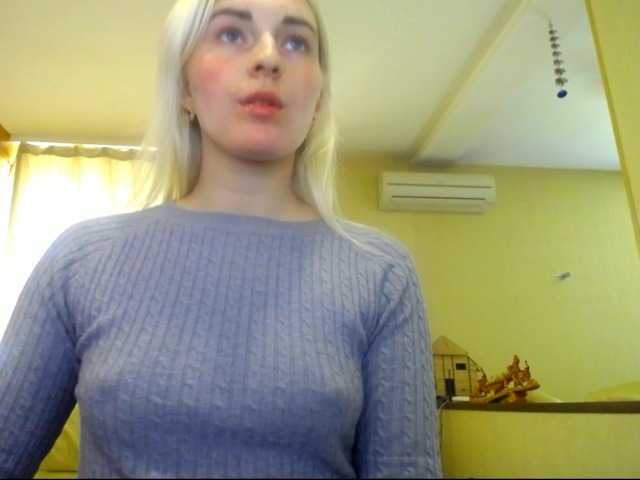 Fotografii SweetGia like 11 / ass 50 / chest 80 / feet 20 / control toys 199 10 min/more pvt c2c 25/33 ultra 33 sec/blowjob 60/snap355/ AHEGAO FACE 13/ naked 350/oil bobs 111/ice in panties: 110