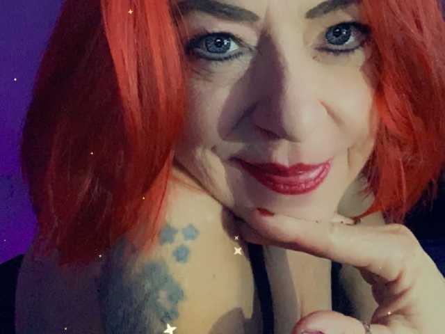 Fotografie a profilului April_XO