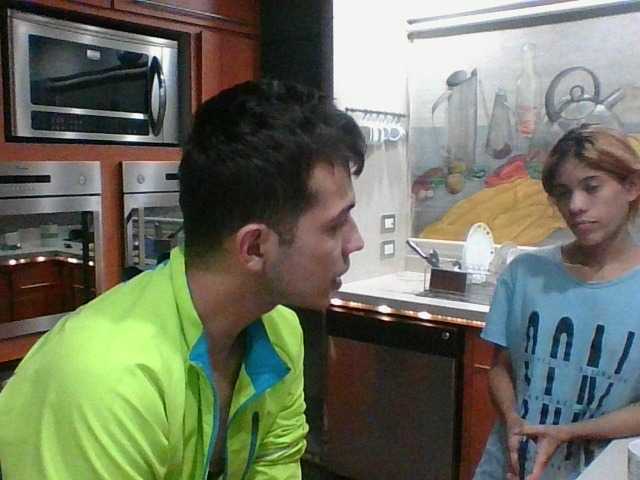 Capturi de ecran de difuzare Kamgirlove