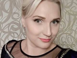 Chat video erotic SweetRedDeva