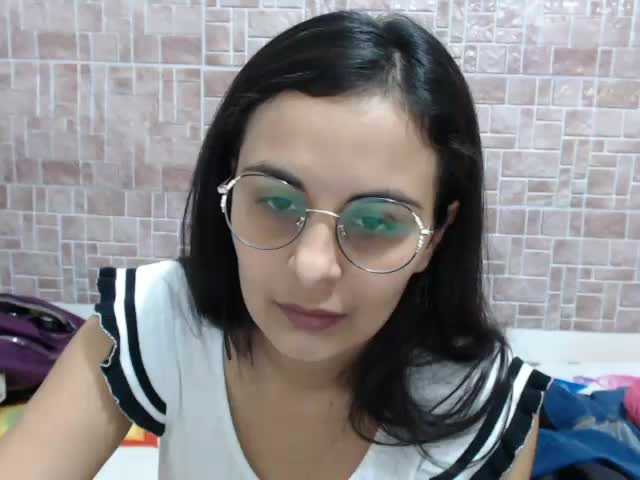 Capturi de ecran de difuzare sweetsofhia