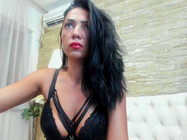 Fotografii SweetYvonnee 663 Cumshow dance