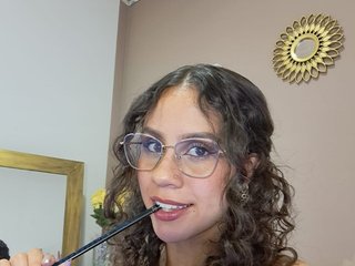 Chat video erotic SylvannaMorelli