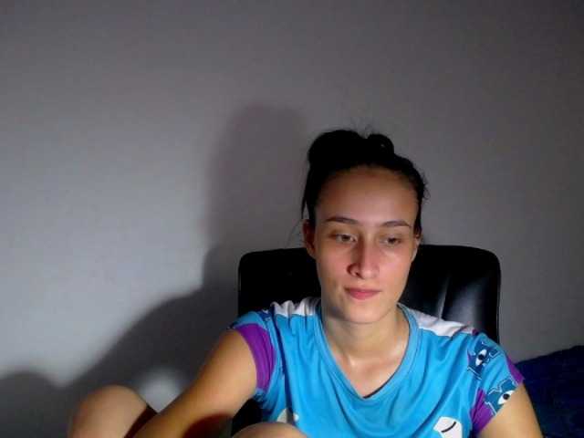 Capturi de ecran de difuzare tamaragreysla