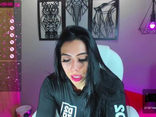 Capturi de ecran de difuzare TaraFisherX