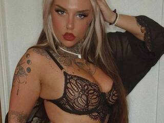 Chat video erotic Tattedkyttie94
