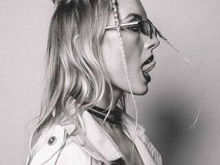 Chat video erotic technobabe