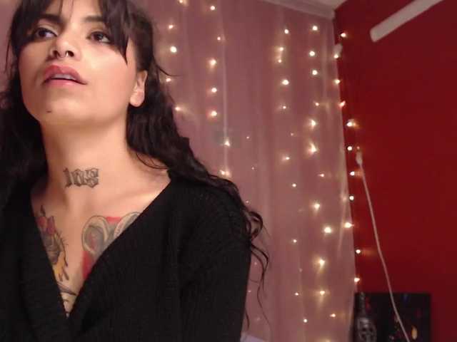 Fotografii terezza1 hey welcome to my room!!#latina#teen#tattos#pretty#sexy naked!!! finguer in pussy cum