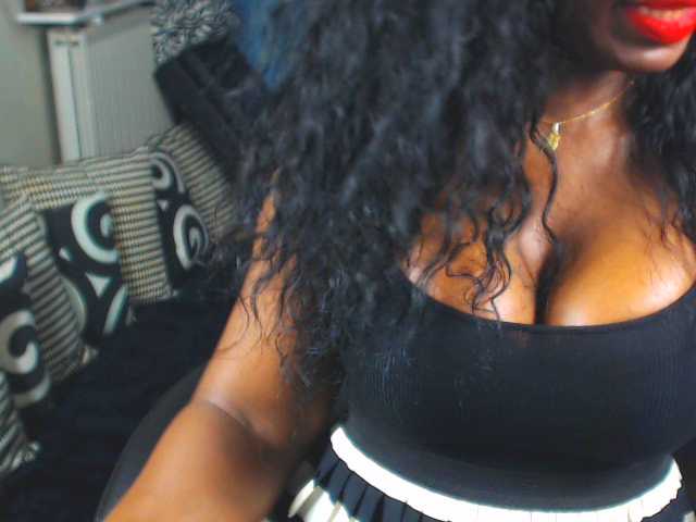 Capturi de ecran de difuzare thaiwanaxxxx