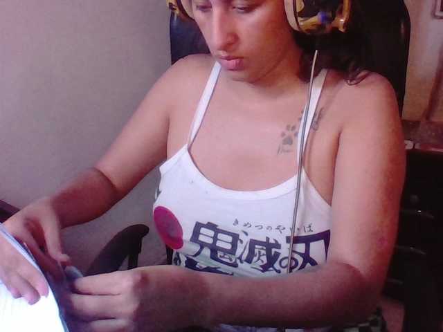 Capturi de ecran de difuzare thelesbianhot