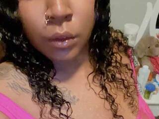 Chat video erotic Thicaliciouss