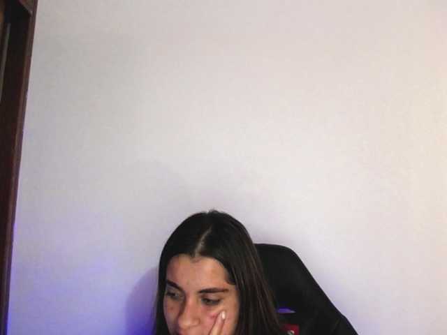 Capturi de ecran de difuzare tifanydaniel