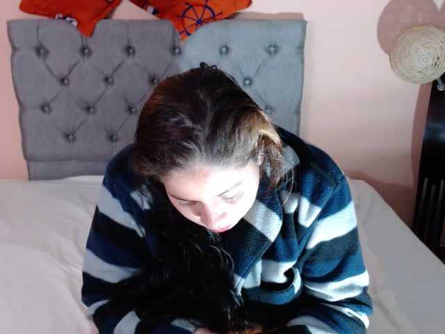 Capturi de ecran de difuzare tiffa1hot