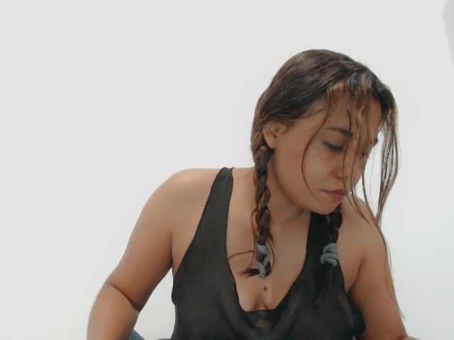 Capturi de ecran de difuzare TiffanyVa