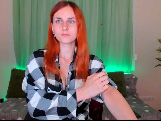 Capturi de ecran de difuzare TinaCutie