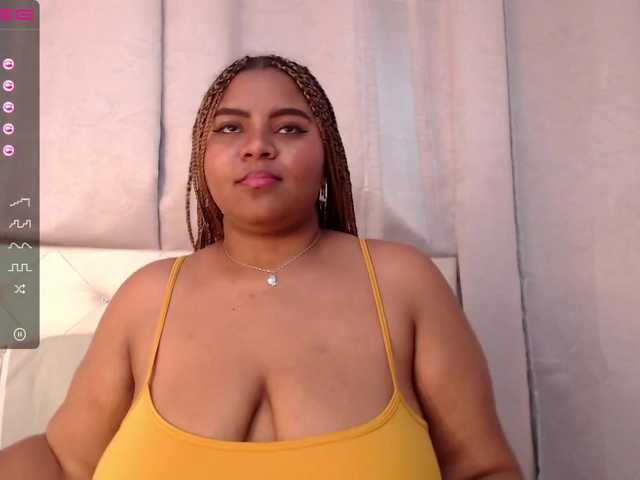 Fotografii TINAJACKSON Hi guys, help me scream and squirt! Instant #squirt level 4 or 5!! Squirt at @goal #ebony #18 #squirt #anal #cum #deepthroat #bigass #facesquirt #bigpussy #russian