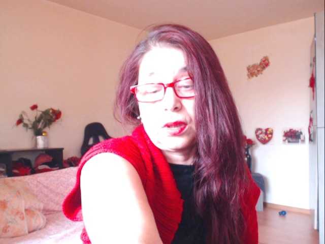 Capturi de ecran de difuzare Tinakiss