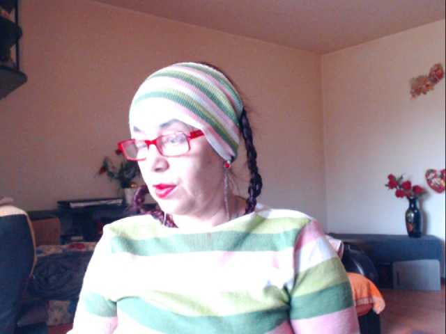 Capturi de ecran de difuzare Tinakiss