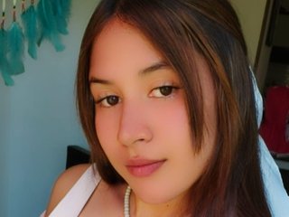 Chat video erotic tinibunny