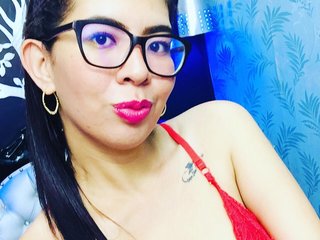 Chat video erotic Tinnykristen