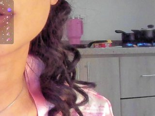 Chat video erotic Tinny111