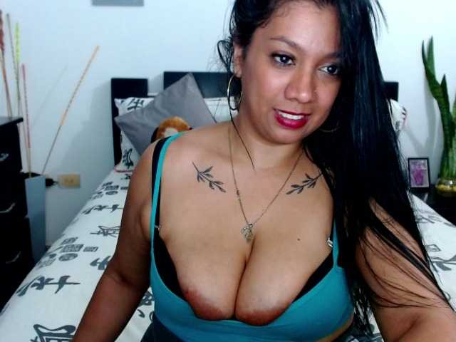 Fotografii titsbiglovers Hello guys let's have fun .. Show cum for 599 tokens
