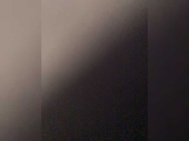 Capturi de ecran de difuzare Tittyangel