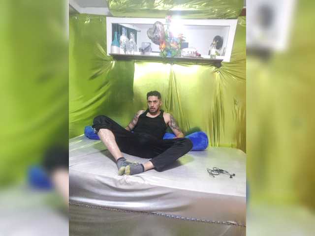 Capturi de ecran de difuzare littlepornstars