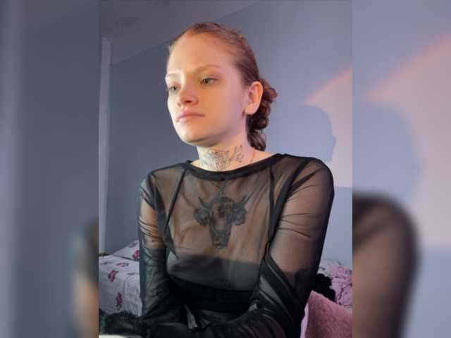 Capturi de ecran de difuzare Toninita